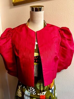 Vintage 80’s Cropped Puff Sleeve Jacket in Vibrant Fuchsia